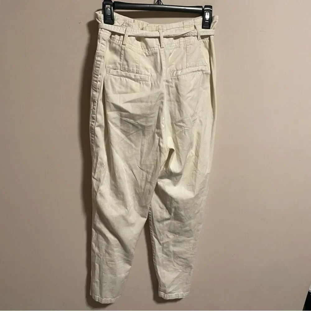 FREE PEOPLE High Waisted ‘90S Peg Paperbag Pants in Creme- Size 8